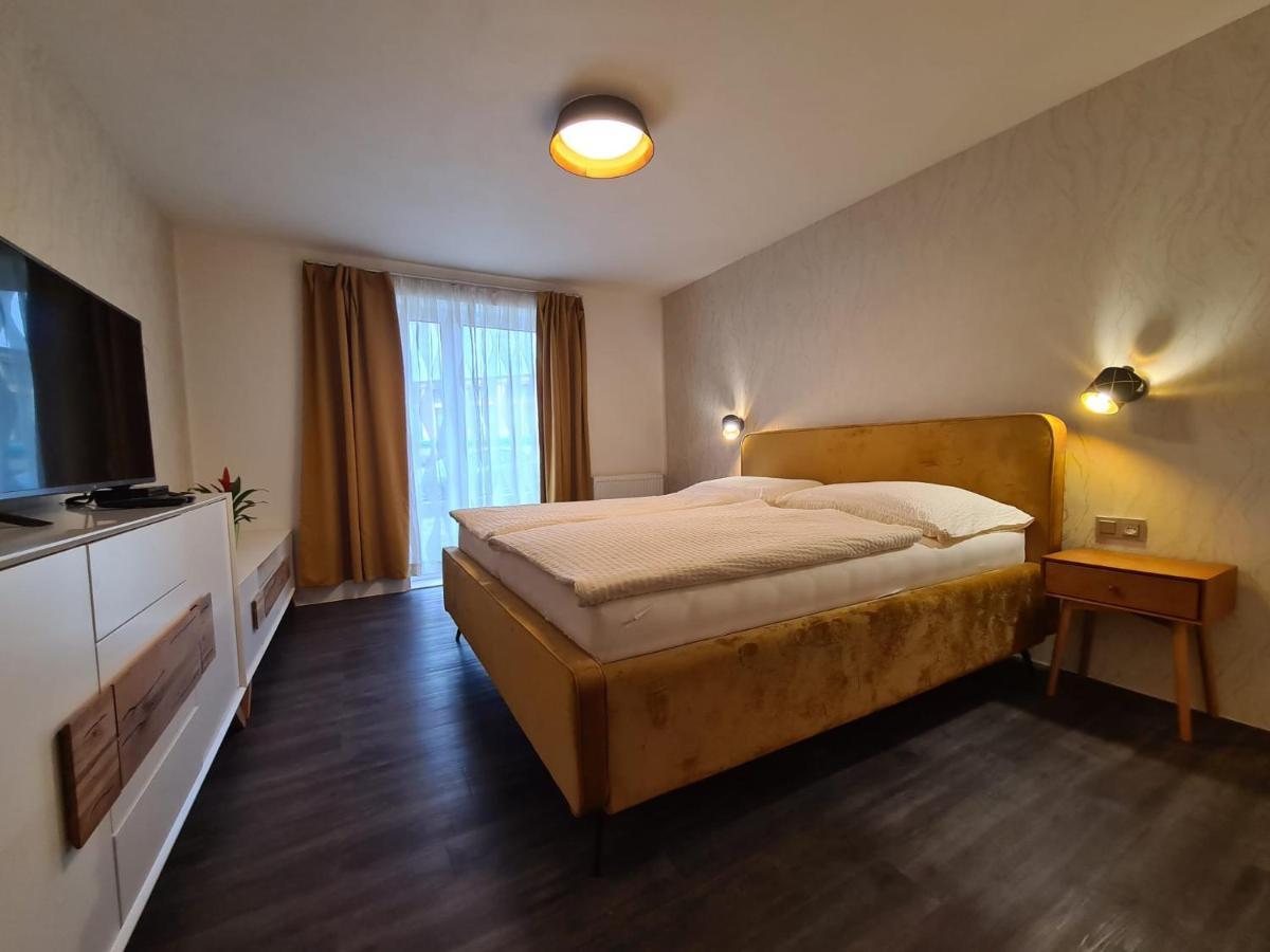 Apartman U Labe Нимбурк Экстерьер фото